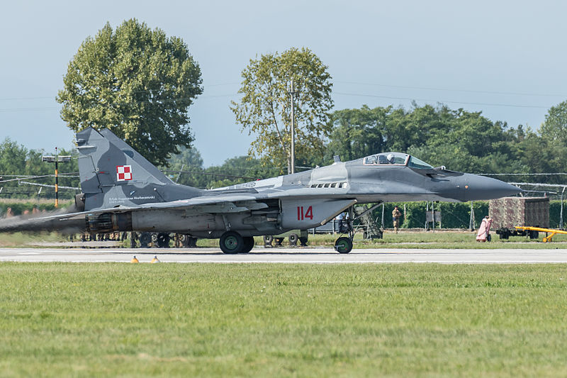 File:Poland - Air Force Mikoyan-Gurevich MiG-29A (9-12A) 114 (cn 2960535114-4502) Mjr Pil. Eugeniusz Horbaczewski 1917-1944 (21903100488).jpg