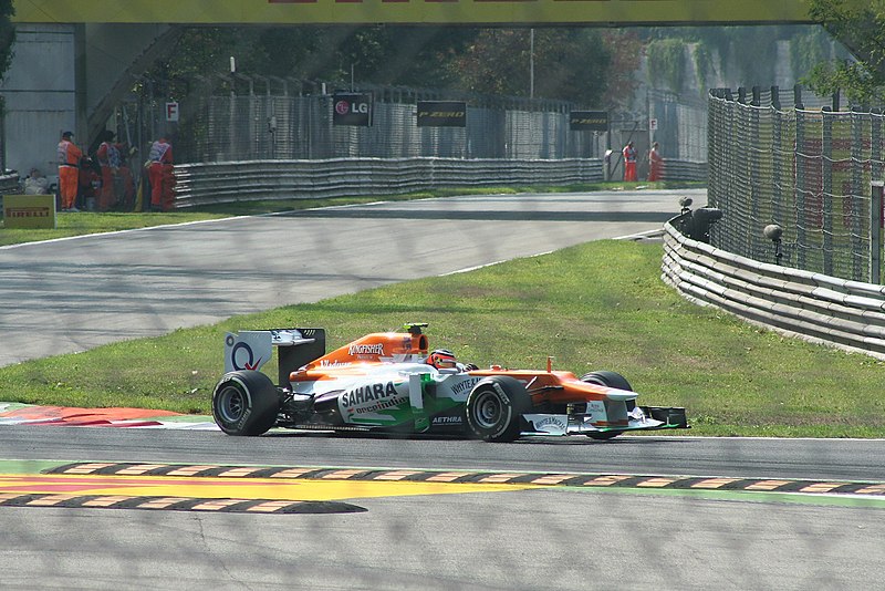 File:Prove F.1 - 83° Gran Premio d'Italia 2012 - Monza - 07-09-2012 (7961277438).jpg