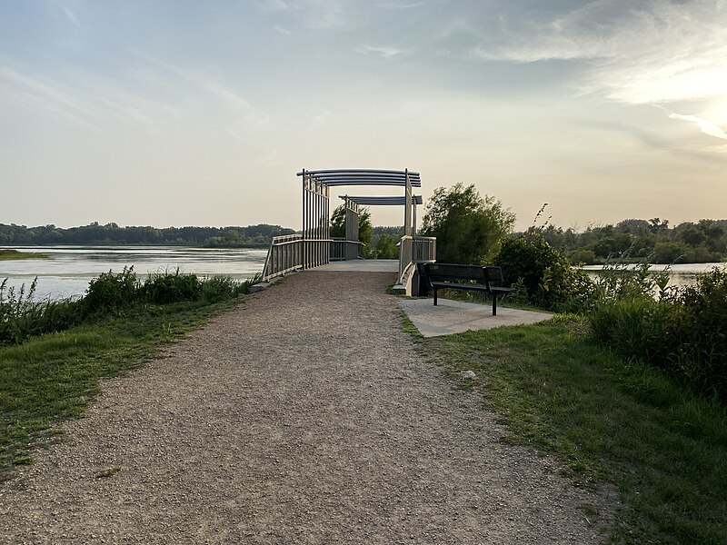 File:Purgatory Creek Park, Eden Prairie, MN Aug 2023 07.jpg