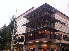 Queens-Plaza-2.jpg