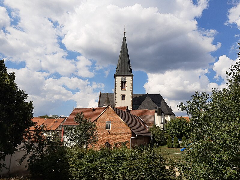 File:Rhön, St. Michael, Eckweisbach.jpg