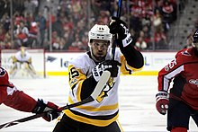 Sheahan in a game against the Washington Capitals in 2017. Riley Sheahan 2017-11-10 2.jpg