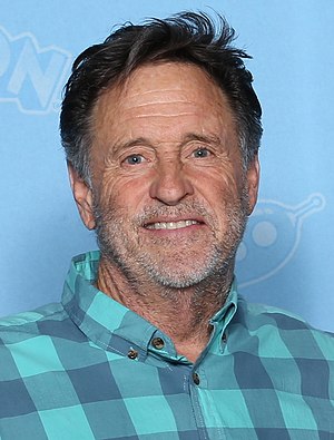 Robert Hays