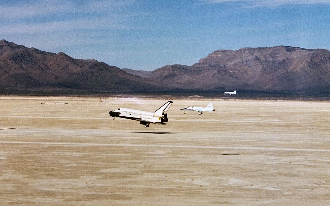 File:STS-3 landing.jpg