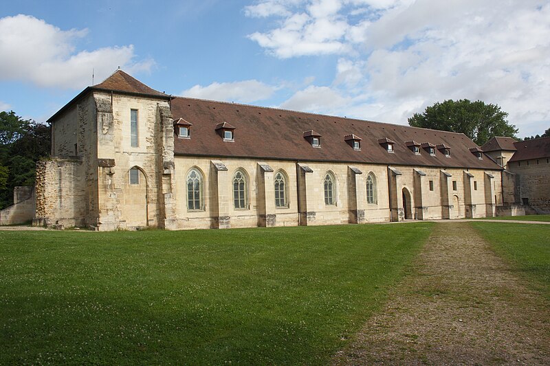 File:Saint-Ouen-l'Aumône Abbaye de Maubuisson 2.JPG