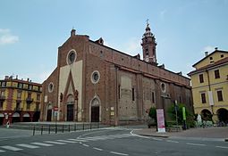 Saluzzo, Cattedrale di Maria Vergine Assunta 002.JPG