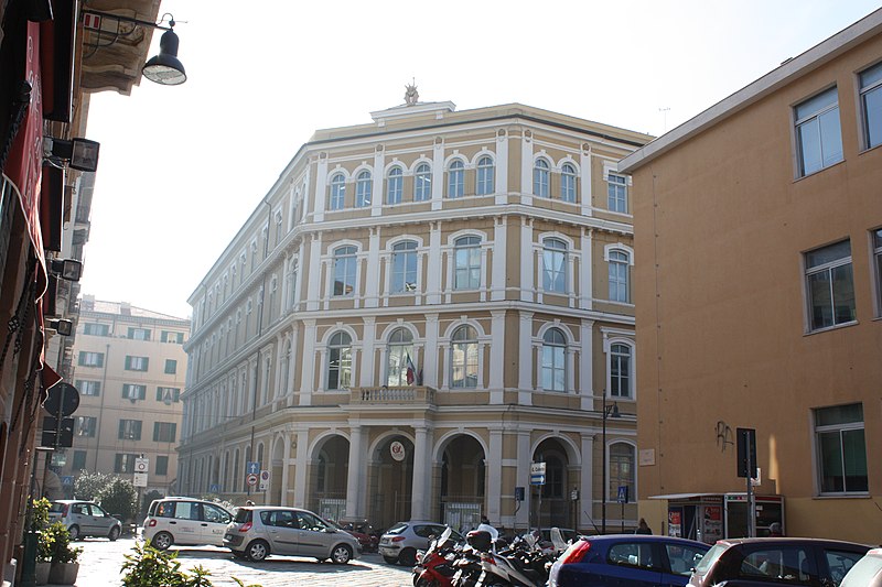 File:Savona building 2010.jpg