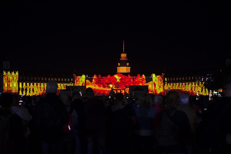 File:Schlosslichtspiele 2019 01.jpg