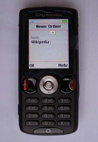 File:SonyEricsson W810i black - front.JPG