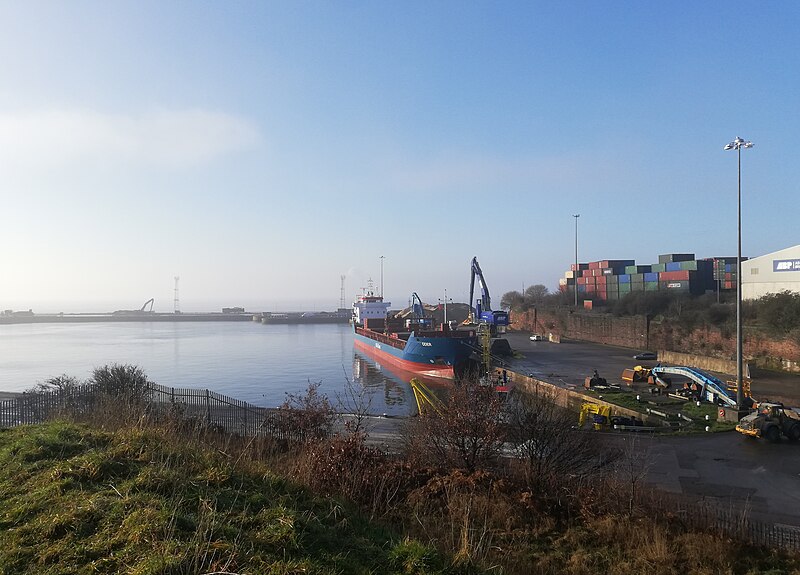 File:Stalbridge Dock, Liverpool, January 2020.jpg