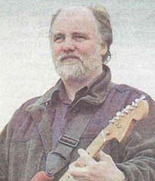 <span class="mw-page-title-main">Steve Thompson (songwriter)</span> British songwriter and record producer (born 1952)