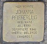 Stolperstein Löberstraße 2-Johanna Pfifferling-CTH.JPG