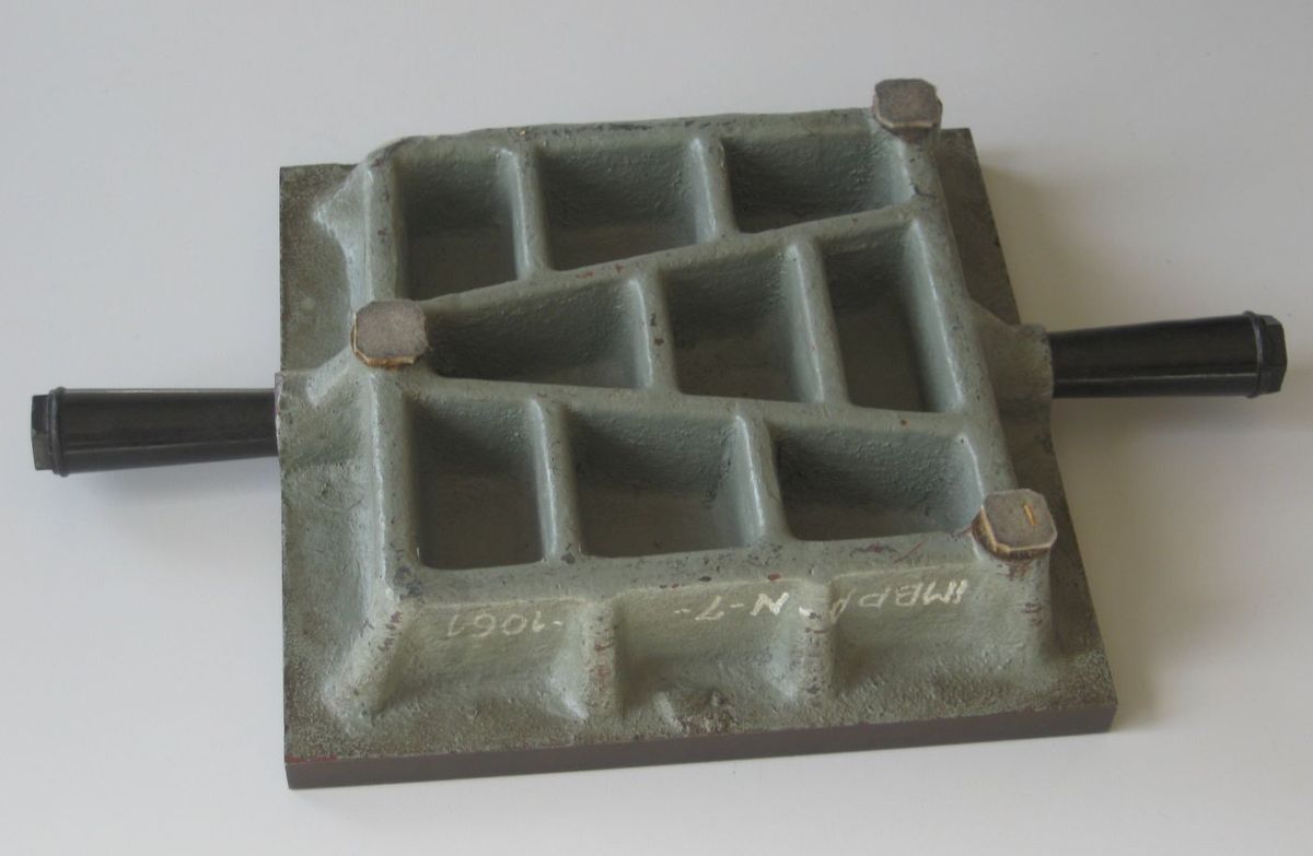 Surface Plate - Cast Iron Box Type - ABM Tools