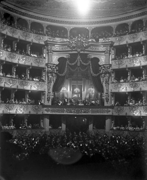 File:Teatro Nacional de São Carlos, camarote real.png