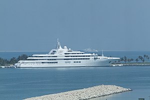 The royal yacht, Al Sufouh - Dubai - United Arab Emirates - panoramio.jpg