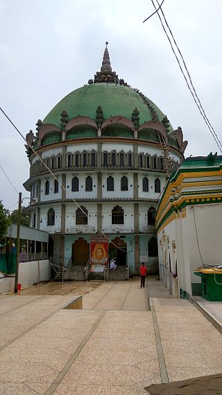 <span class="mw-page-title-main">Makhdum Shah</span>