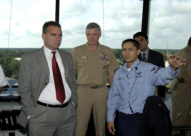 File:US Navy 030820-N-4294K-003 Air Traffic Controller 2nd Class Scott Howe speaks about the new Air Traffic Control Tower.jpg