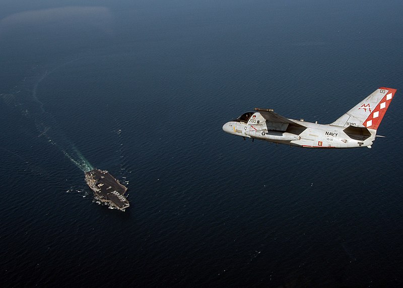 File:US Navy 041025-N-8704K-002 An S-3B Viking assigned to the Diamond Cutters of Sea Control Squadron Three Zero (VS-30), makes it decent over the conventionally powered aircraft carrier USS John F. Kennedy (CV 67) in the Arabian G.jpg