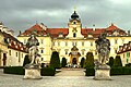 Palace Statues & Entrance Avenue