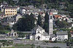 Pfarrkirche San Fedele mit Friedhof und Pfarrhaus