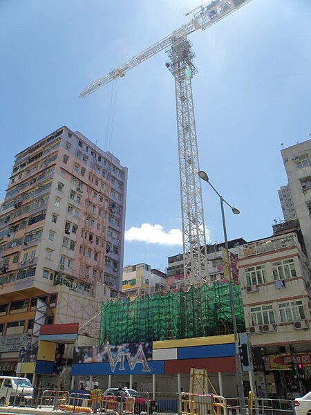 File:Viva under construction in June 2015.JPG