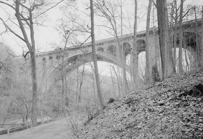 File:Walnut Lane Bridge (cropped).jpg