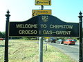 Chepstow/Cas-Gwent: insegna bilingue che dà il benvenuto in città