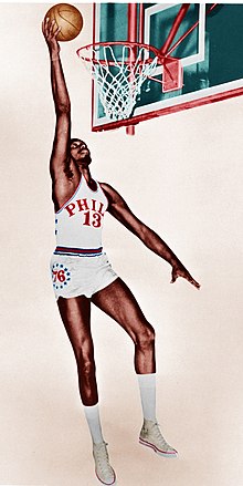 Wilt Chamberlain Facts - Há exatos 22 anos, falecia Wilt Chamberlain. O  melhor jogador da história do basquete morreu de infarto em sua casa, aos  63 anos. Naquele ano, os 76ers homenagearam