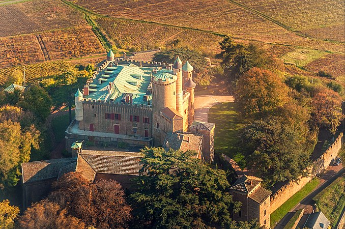 28 septembre — Château de Montmelas Photograph: Xavier D'ABRIGEON (CC BY-SA-4.0)