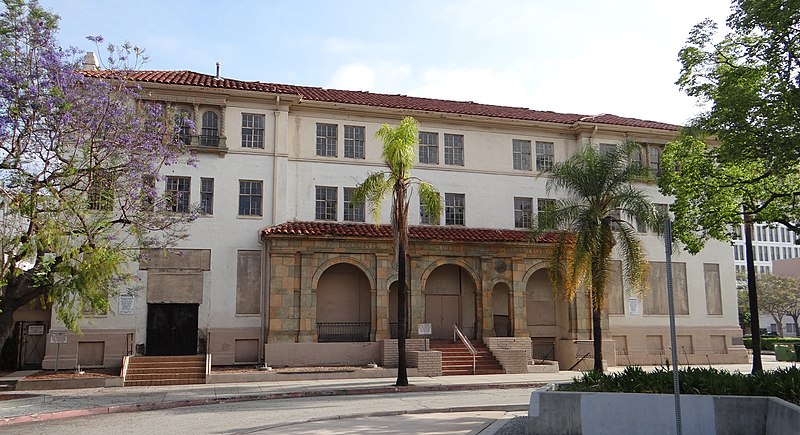 File:YMCA Building, Santa Ana, California (cropped).JPG