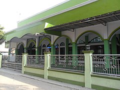 Masjid dari arah selatan