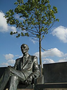 Jan Karski Bench