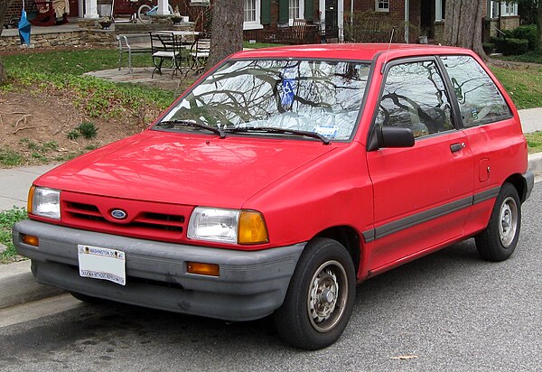 Facelift Ford Festiva L Plus 3-door (US; MY 1990)