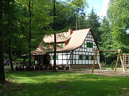 2011 Pfälzerwald 092 Klettererhütte