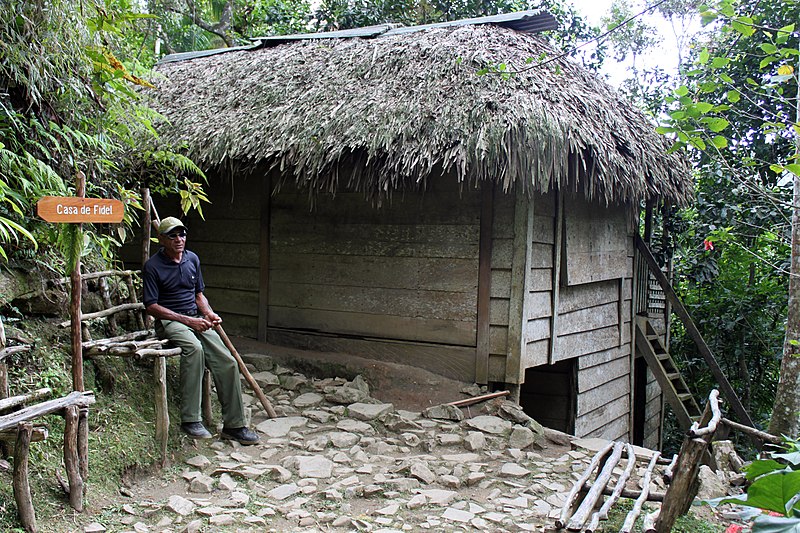 File:2012-02-Comandancia de la Plata Sierra Maestra Cuba 09 anagoria.JPG