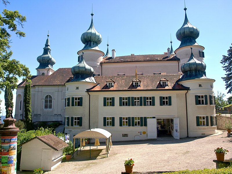 File:2013.05.28 - Artstetten-Pöbring - Schloss Artstetten - 03.jpg