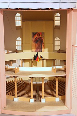 Een model van de Paulskirche in de Erinnerungsstätte