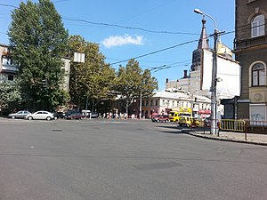 На розі Водопровідної та Пантелеймонівської