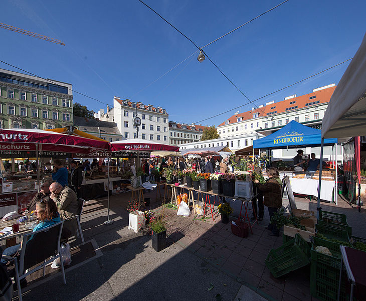 File:2015-10-24 Karmelitermarket on saturday, Vienna 0658.jpg