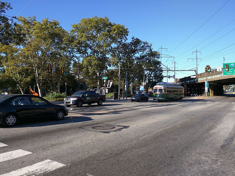 File:2016-09-25 09-14-05 Streetcar (29290643213).jpg