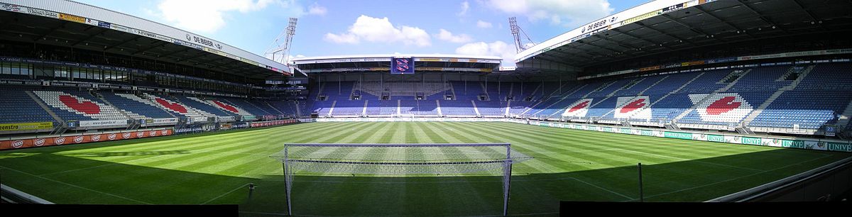 Abe Lenstra Stadion vanaf de Zuidtribune