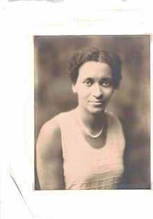 Agnes Yewande Savage (1906-1964) AgnesSavage.jpg