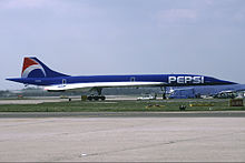 Un Concorde dans la courte livrée d'Air France, aux couleurs de la marque de boisson Pepsi, en avril 1996.