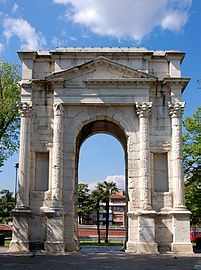 Arco dei Gavi, Verona