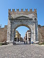 Arco di augusto, rimini, esterno 02.JPG