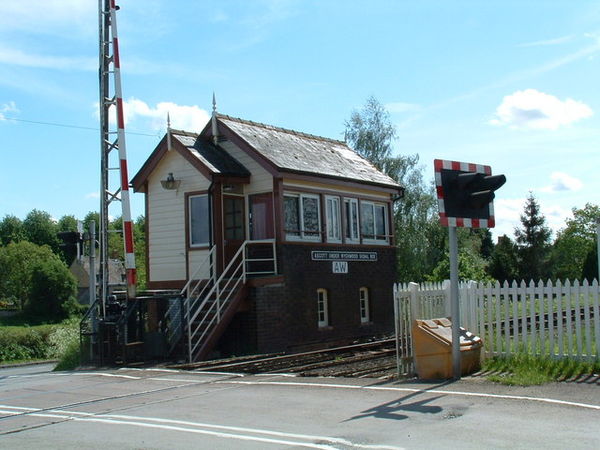 Ascott-under-Wychwood signal box, near Ascott d'Oyley