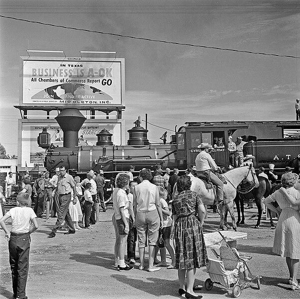 File:Atchison, Topeka, and Santa Fe, 'Cyrus K. Holliday' Locomotive No. 1 with Tender, Left Broadside (15465851389).jpg