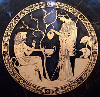 Athena pouring a drink for Heracles, who wears the skin of the Nemean Lion Athena Herakles Staatliche Antikensammlungen 2648.jpg