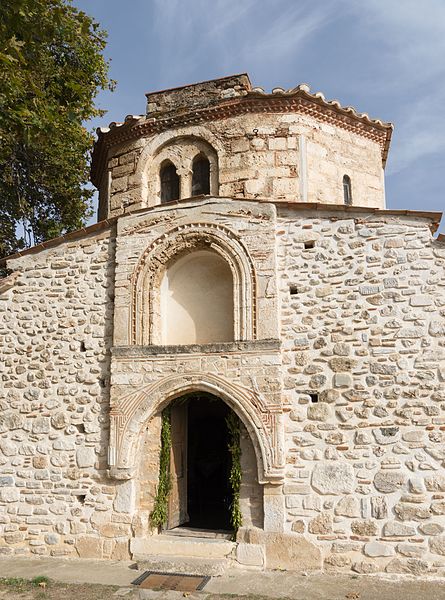 File:Avlonari church Agios Demetrios entrance Euboea Greece.jpg