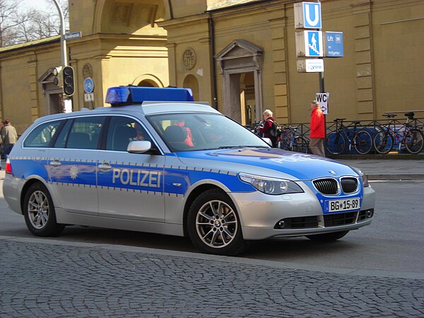 BMW standard patrol car